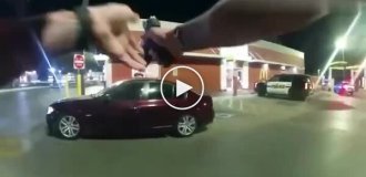 В США полицейский открыл огонь по подростку у McDonald’s после вызова сотрудников заведения