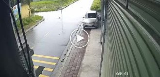 A very tough collision between a motorcyclist and a car