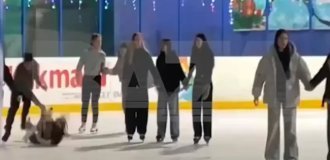 Переїхав ковзаном: 23-річна дівчина отримала тяжкі травми на ковзанці (2 фото + 1 відео)