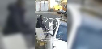 У Лондоні громадянина з мачете намагався збити Mercedes