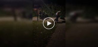 Женщина пострадала после ссоры с подростками из-за фейерверков