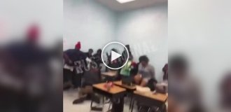 Драка в американской школе