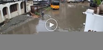 Мужчина спас мальчика, которого ударило током