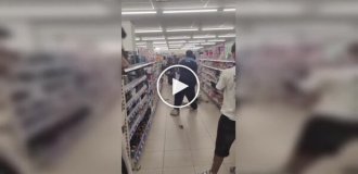 Почали з крадіжки, продовжили бійкою, а закінчили з'ясуванням стосунків один з одним