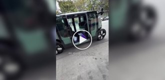 Бездомний намагався покататися з дівчиною на безпілотному таксі