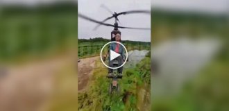 В Китае во время стрима разбился мужчина на самодельном винтовом аэроплане