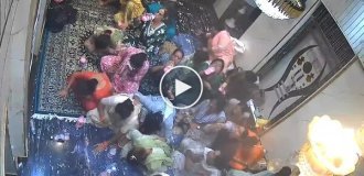 В Индии 24 человека попытались совершить коллективное самоубийство, выпив моющее средство