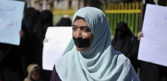 Women in Afghanistan are no longer allowed to talk to each other (5 photos)