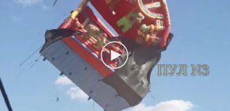 Сильный ветер поднял в небо надувной батут