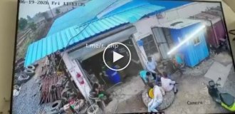 Tire shop workers in India were injured in a tire explosion