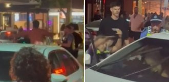 In Australia, police subdued a naked man with a taser (4 photos + 1 video)