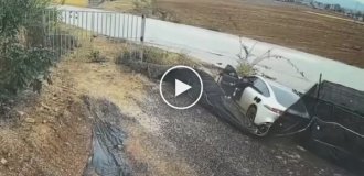 This disaster is why China banned hidden door handles