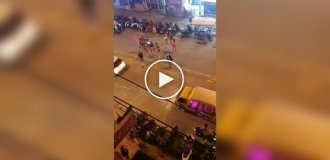 A crowd of trannies gave a Russian a beating in Thailand