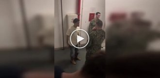 На военно-морском судне произошел конфликт между военнослужащими: спор перерос в драку