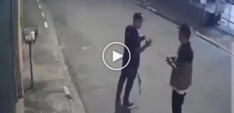 In Brazil, an unarmed man was able to fight off robbers with a gun