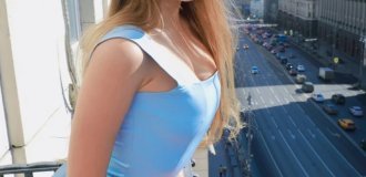 Alina Petite солнечным утром