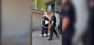 Робочий підпалив себе під час суперечки про виплату зарплати