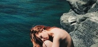 Красиві любительки відпочивати на природі без одягу