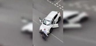 A conflict between a driver and a cyclist ended unexpectedly