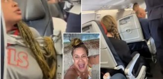 In the US, a passenger was taped to her seat after attacking a flight attendant (5 photos + 1 video)