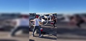 Непорозуміння на вулиці: чоловіка затримали за «поштовх» поліцейського коня