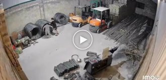 Large spools of wire fell on a worker's feet.