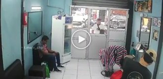 A lucky day for an Ecuadorian hairdresser