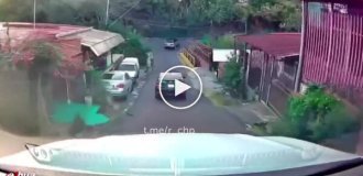 Failed robbery and carjacking attempt in Costa Rica.