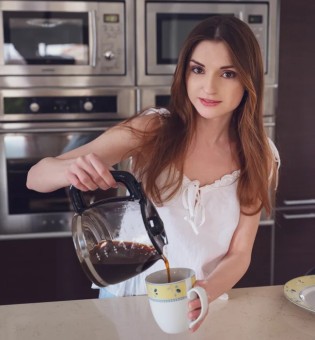 Julia - Девушка Дня