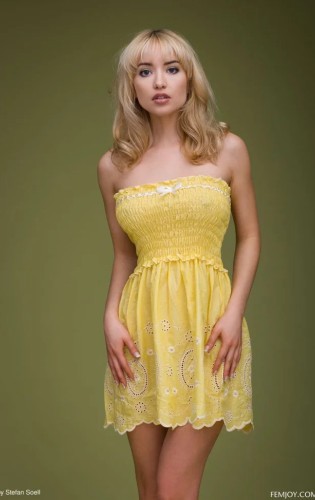 Лиа Мэй - Девушка Дня