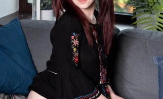 Polina - Girl of the Day