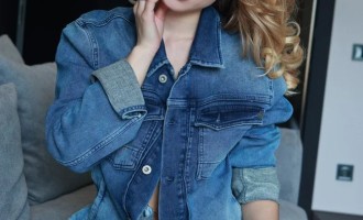 Lola Krit - Girl of the Day