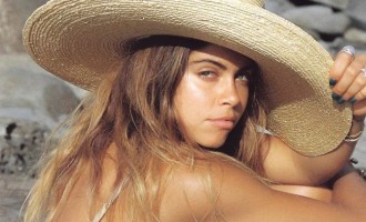 Mimi Elashiri - Girl of the Day