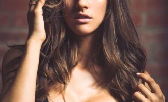 Girl of the Day - Amanda (29 photos)