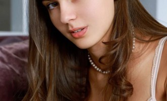 Attractive Valencia relaxing At home