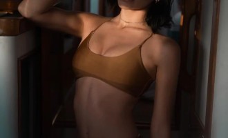 Девушка дня - Natasha Eklove