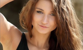 Mira - Girl of the Day