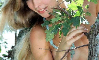 Sienna - Girl of the Day