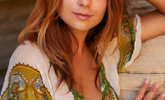Veta - Girl of the Day