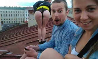 Вульгарні фото приколи з красивими дівчатами
