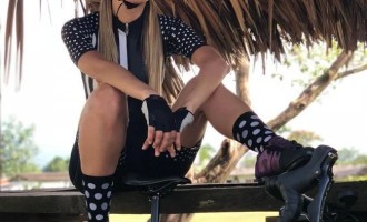 Красивые девушки на мотоциклах