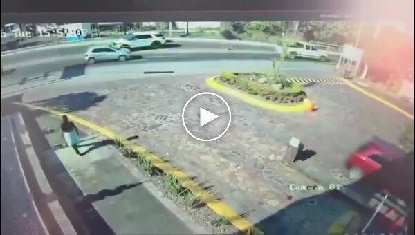 Failed robbery attempt at a Mexican Entrepreneur