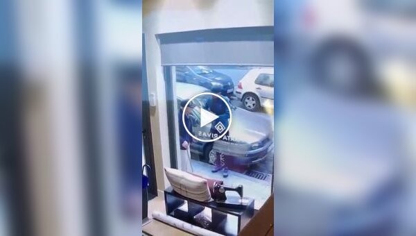 In Spain, a man attempted to rob an elderly person