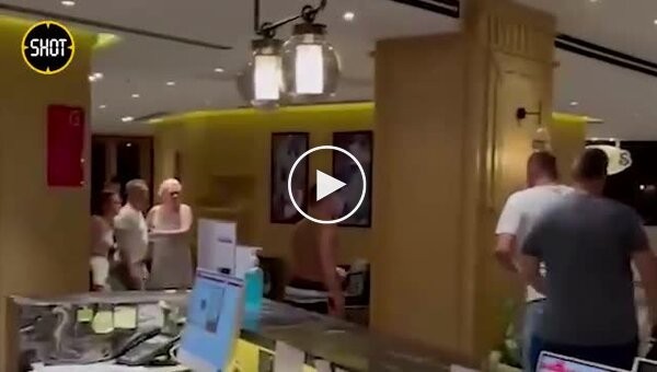 A video of a fight between a Russian tourist and Thai police has emerged