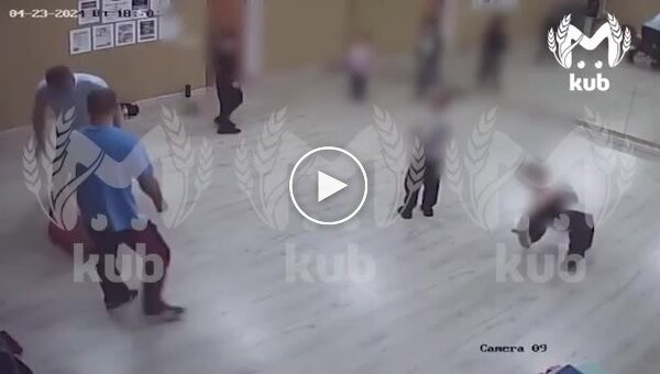 In Russia, the father of a student beat up a breakdancing coach