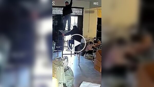 Оборони меня, Господи, от друзей, а с врагами я как-нибудь сам управлюсь