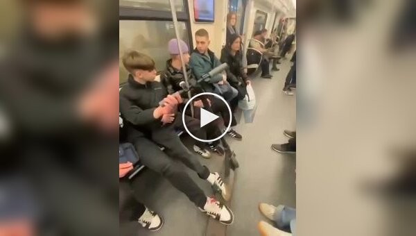 In the Moscow metro, a man asked the youth to behave more quietly — the response was sent back.