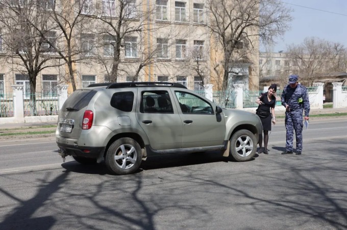 Four schoolchildren were hit by a car in Volgograd (2 photos + 2 videos)