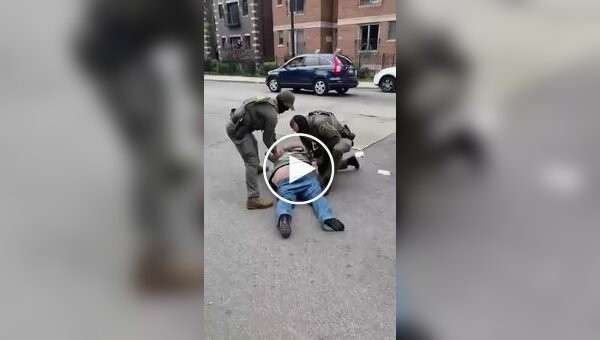 Инцидент во время миграционного рейда в США привлек внимание общественности