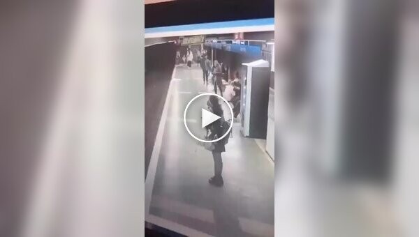 В Великобритании агрессивный мигрант напал на местных жителей